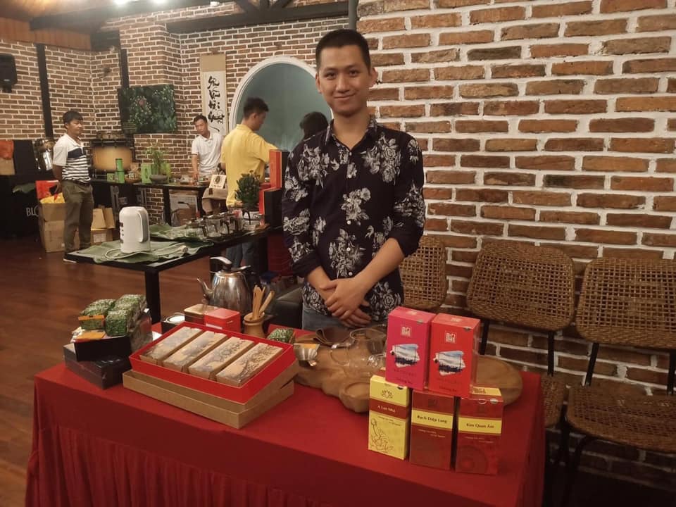 Trí Việt tại buổi offline nhóm Uống Trà Đi