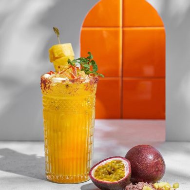 Tứ Quý lạc phi tiên